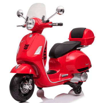 Piaggio Vespa GT com caixa de armazenamento vermelha